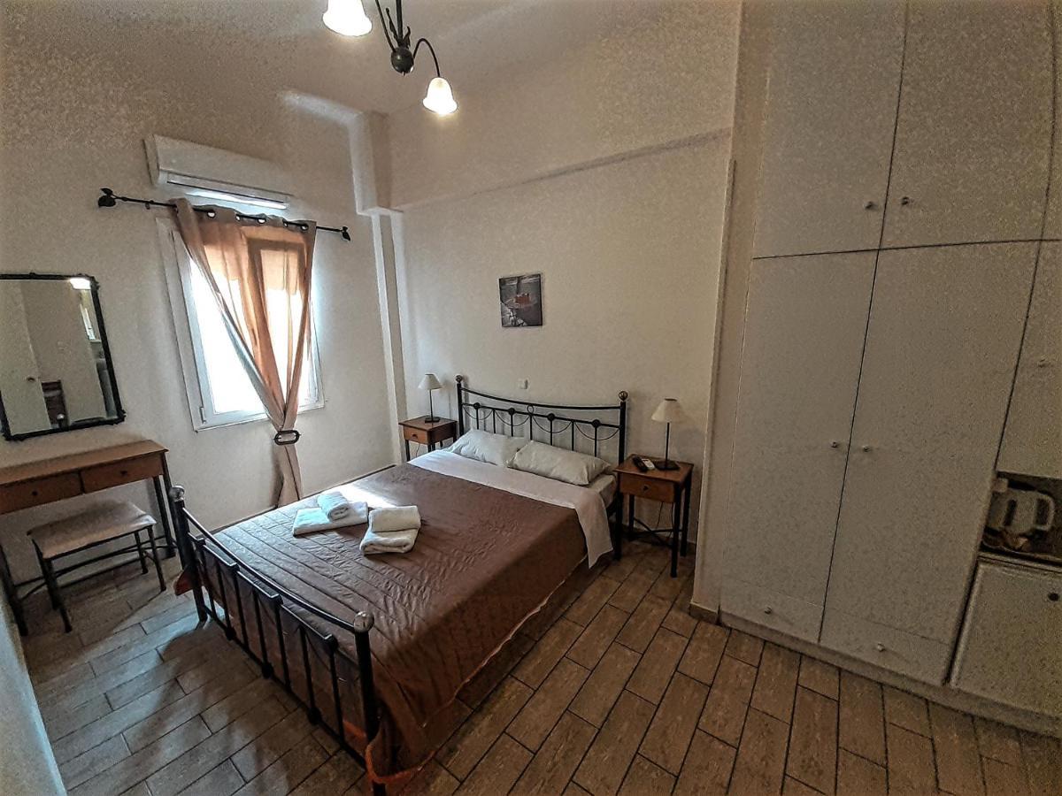 Central 9 Rooms 埃尔莫波利斯 外观 照片