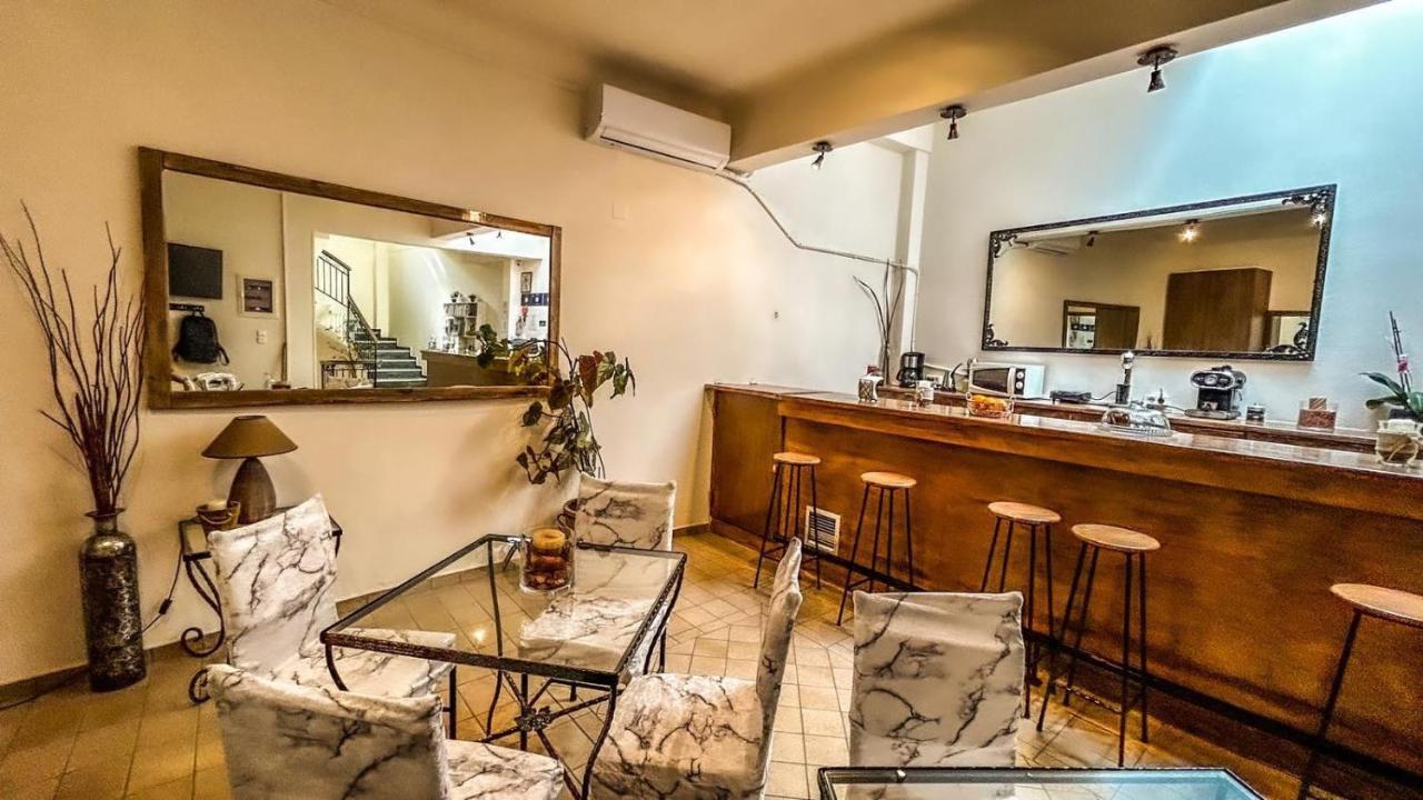 Central 9 Rooms 埃尔莫波利斯 外观 照片